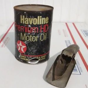 SALE Vintage Bundle Of Motor Oil Can & Funnel